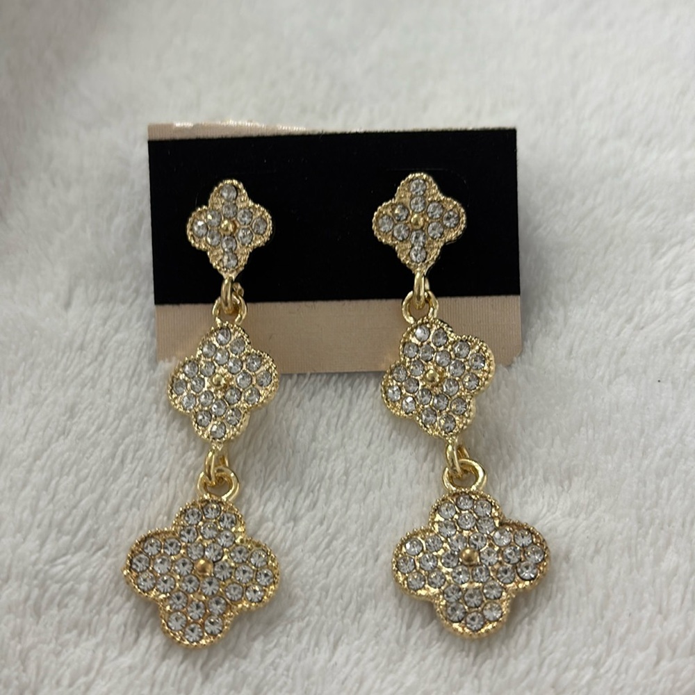 Beautiful Clover Earrings
